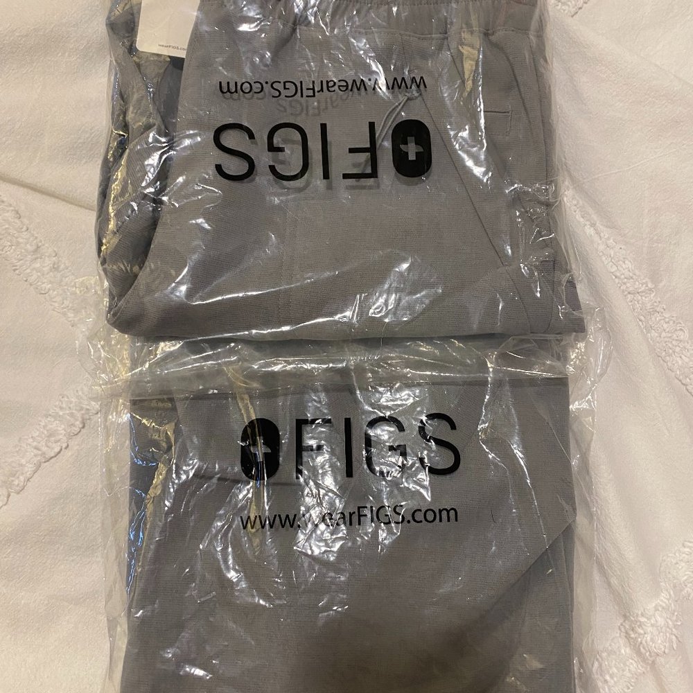 FIGS Dark Space Grey Top and Bottom Set